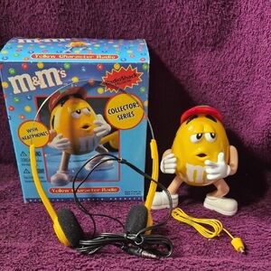 M&M'S Yellow Character Radio with Red Cap
